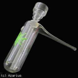 Glass pipe with chamber